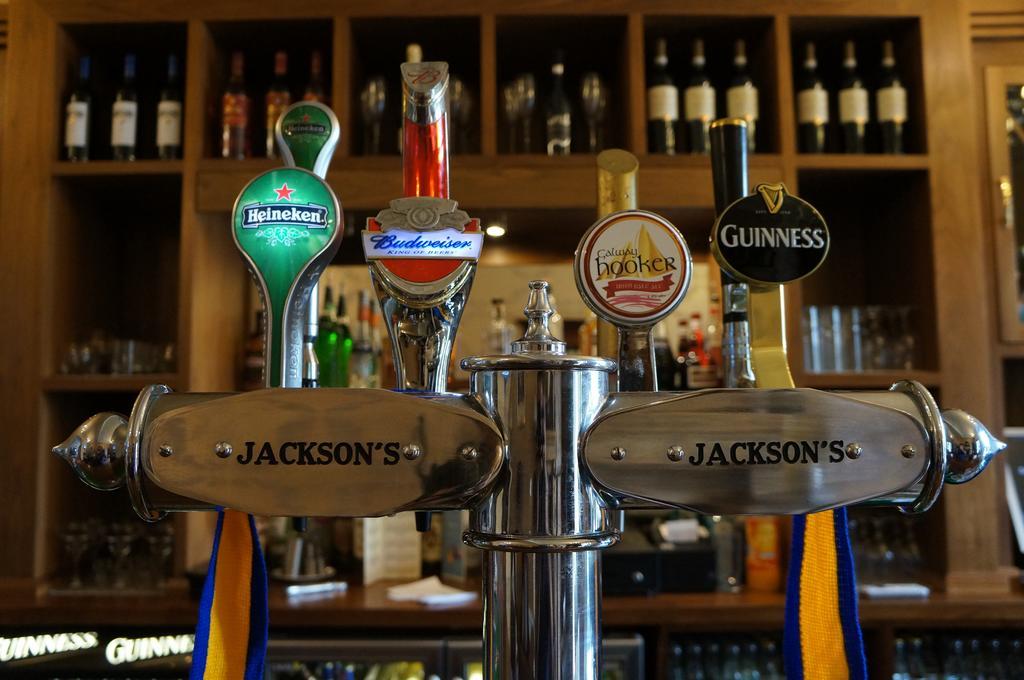 רוסקומון Jacksons Restaurant And Accommodation מראה חיצוני תמונה